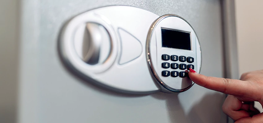 Jewelry Safe Cracking in Mira Loma, California