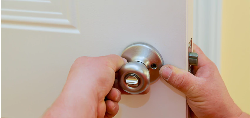 After-hours Locksmith For Lock And Key Installation in Mira Loma, CA